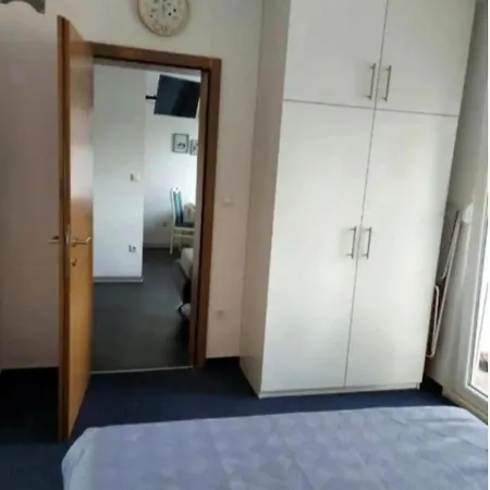 Bruna's Place Apartment *